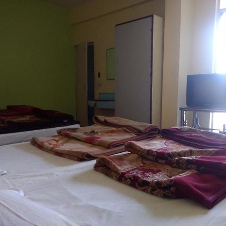Hotel Shivlok Rishīkesh Екстериор снимка