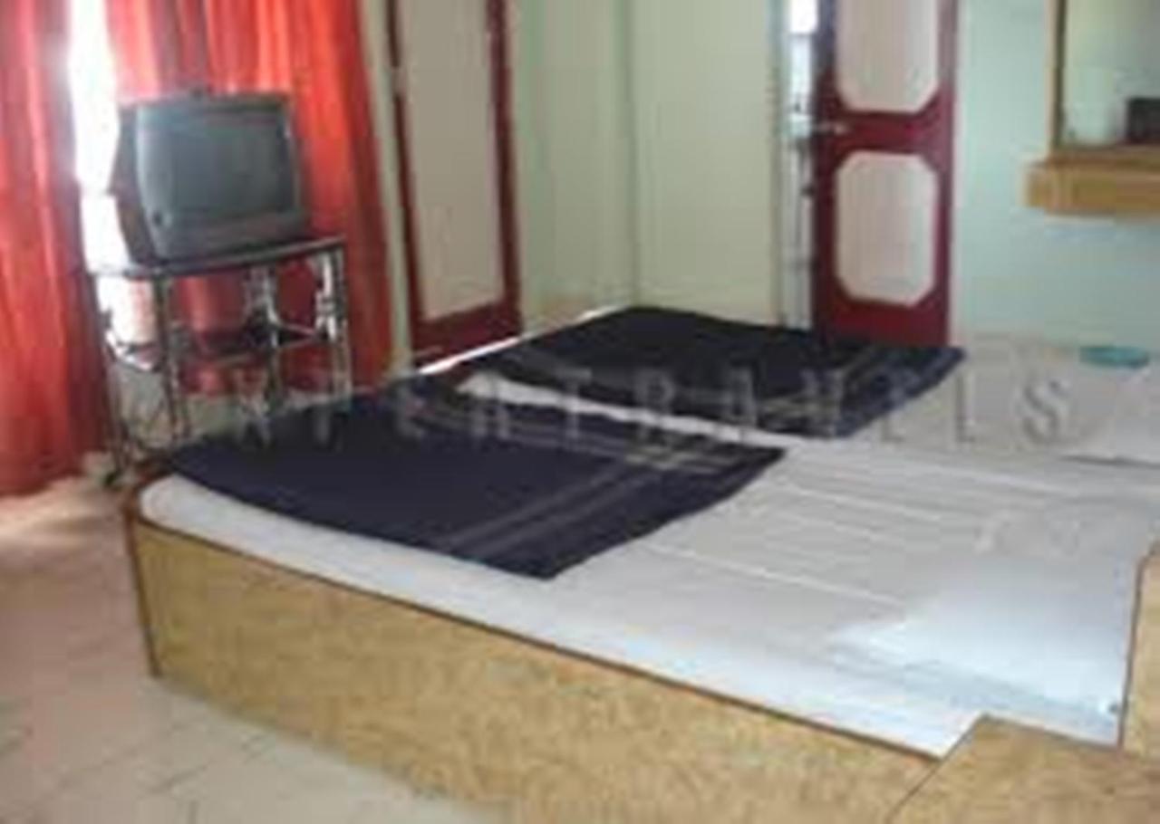 Hotel Shivlok Rishīkesh Екстериор снимка
