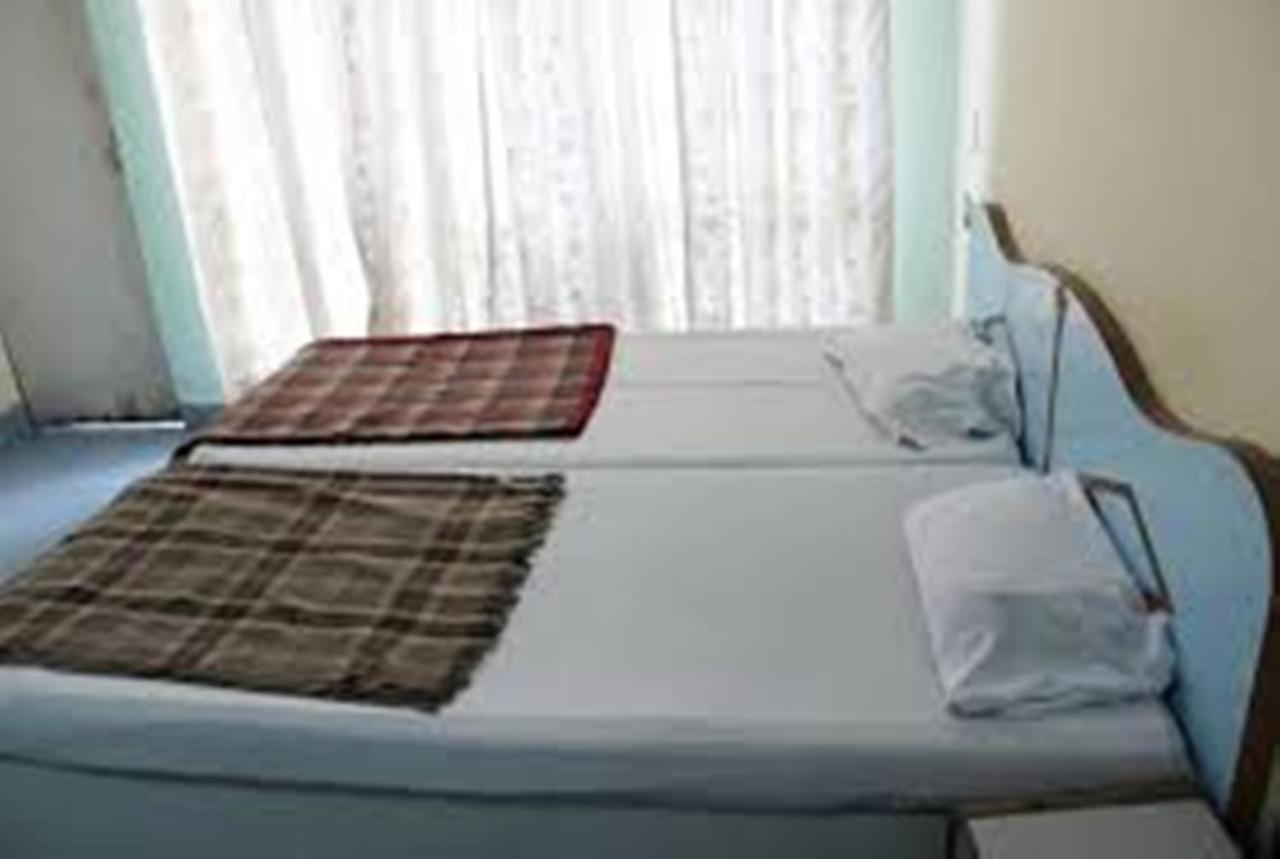 Hotel Shivlok Rishīkesh Екстериор снимка