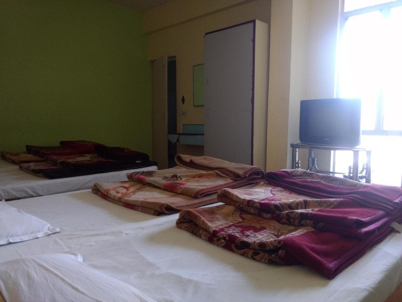 Hotel Shivlok Rishīkesh Екстериор снимка