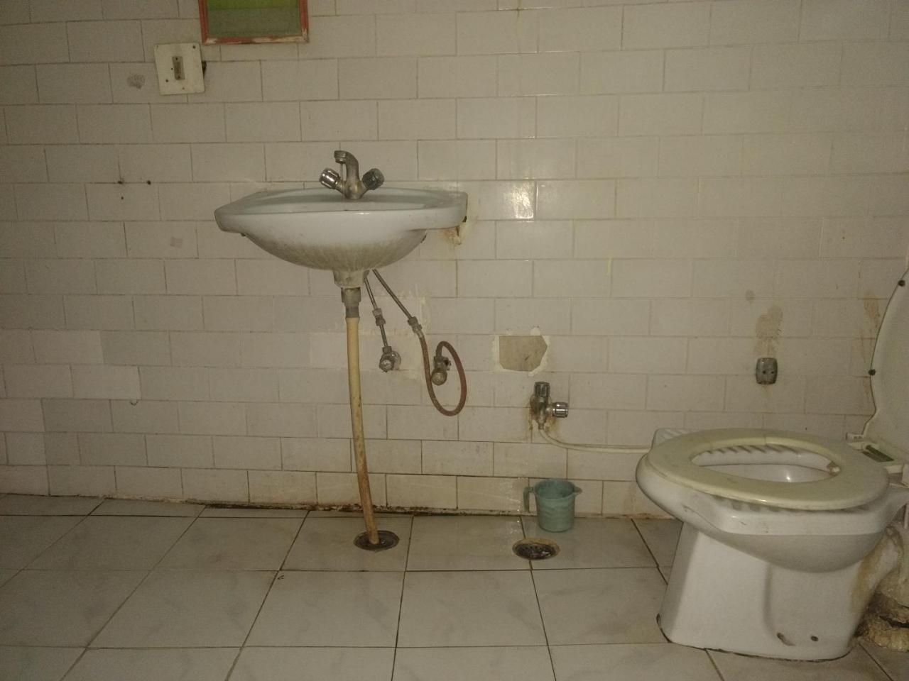 Hotel Shivlok Rishīkesh Екстериор снимка